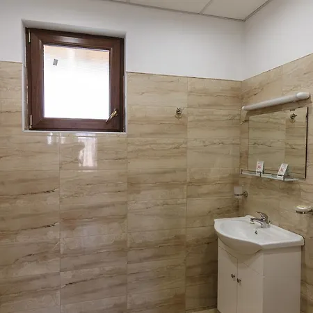 Rupchini 度假居 班斯科