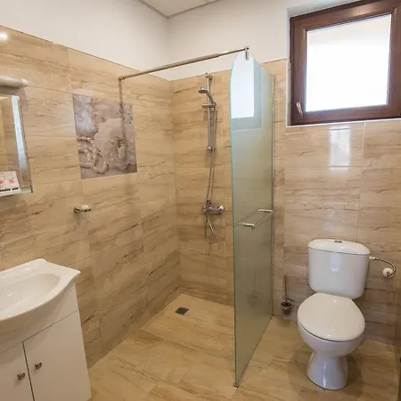 Rupchini Semesterbostad